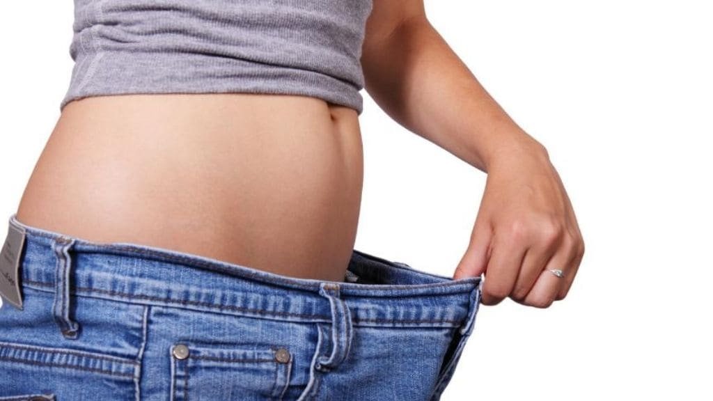 Why Bariatric Surgery is More Effective Than Plastic Surgery for Weight Loss